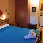 Apartment Kouvaras *