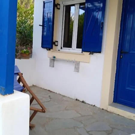 Kouvaras * Kythira Town