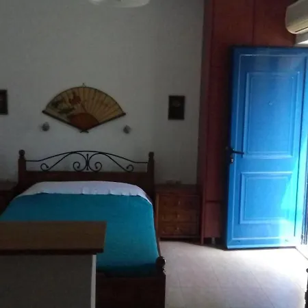 Apartment Kouvaras *