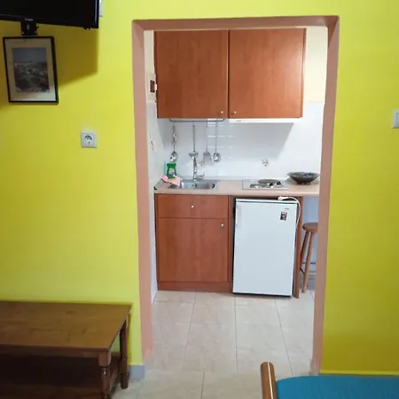 Kouvaras Apartment Kythira Town