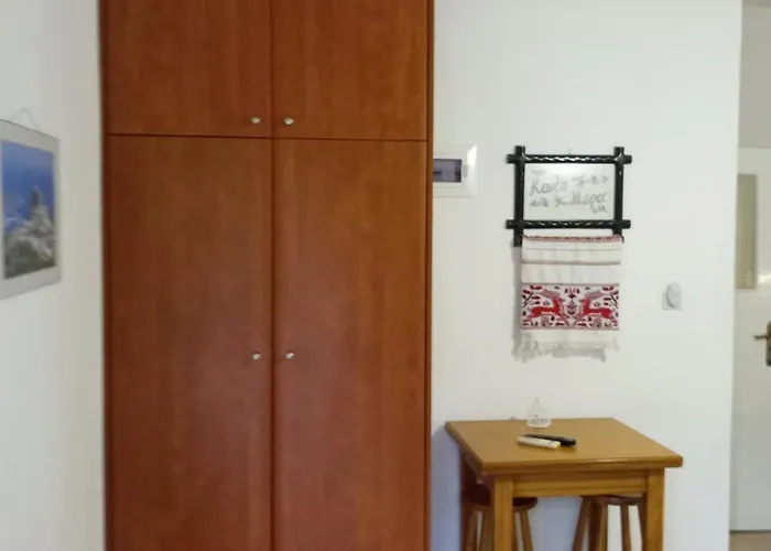 Kouvaras Apartment